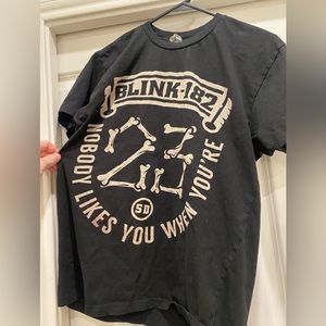 Blink-182 Medium